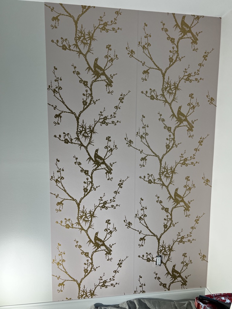 peel-and-stick wallpaper before failure